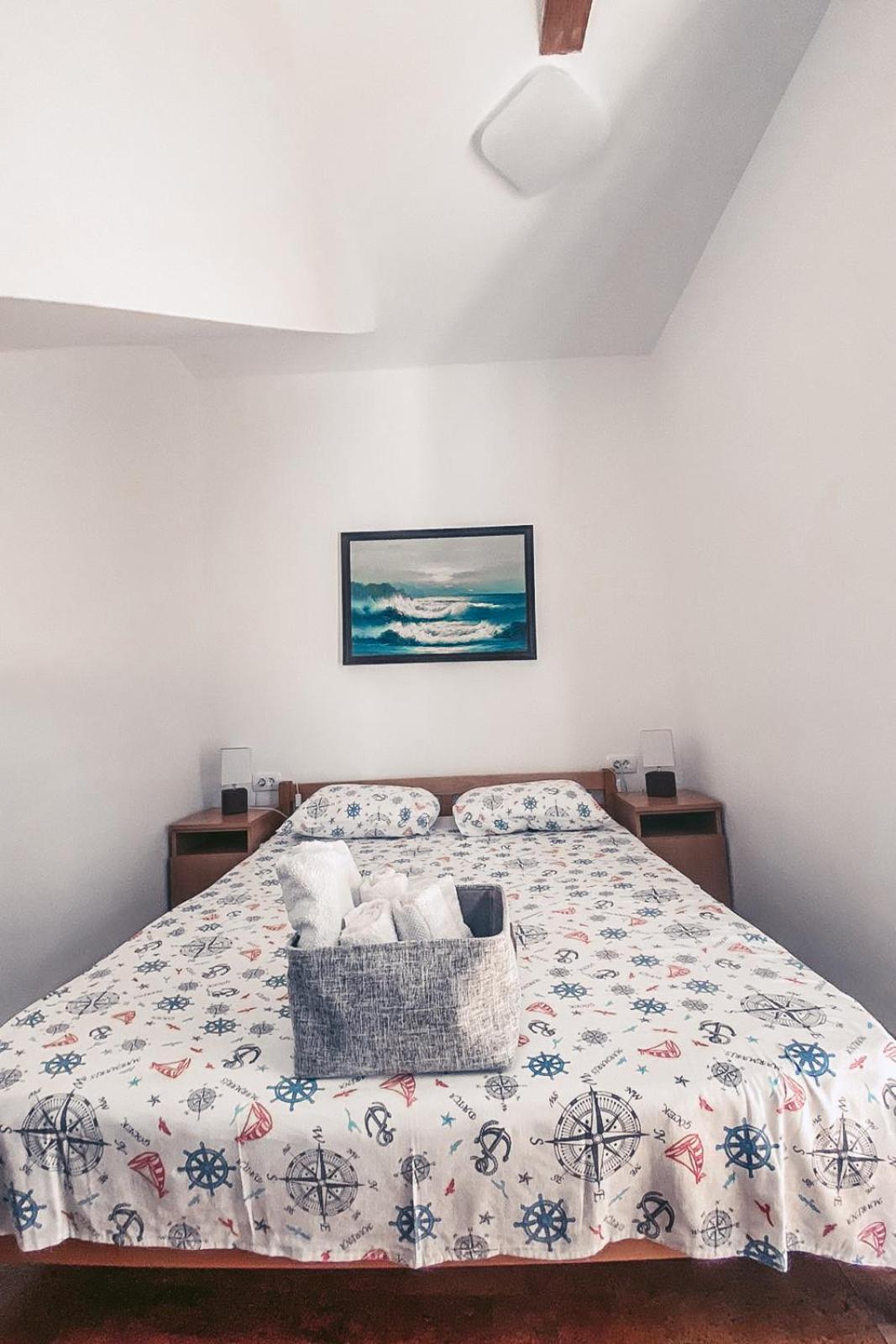 Sunny Bay Apartments Kotor Extérieur photo